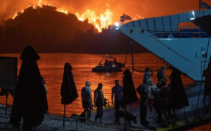 Vatra “guta” sve pred sobom: Evakuisano 200 srpskih turista sa grčkog ostrva