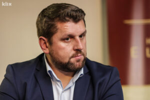 Duraković razočaran nakon otkazanog sastanka: Šmit kapitulirao