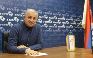 Borenović: Odblokiravši rad državnih institucija Dodik je priznao Šmita kao visokog predstavnika