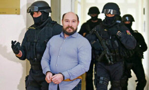 Čaba Der izazvao haos u zatvoru: “Nasmijani ubica” pretukao cimere, pa napao stražare