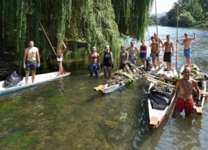 Za ljepšu i uredniju Banjaluku: Članovi Dajak kluba organizovali akciju čišćenja rijeke Vrbas
