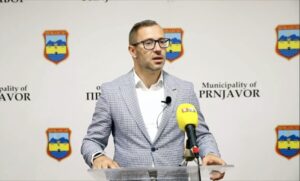Problemi u Prnjavoru: Tomaš tvrdi da plate radnicima Doma zdravlja kasne zbog bahatosti SDS-a