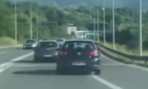 Još jedna ludačka vožnja na putevima BiH: Pogledajte kako prestiže bahati vozač “golfa” VIDEO