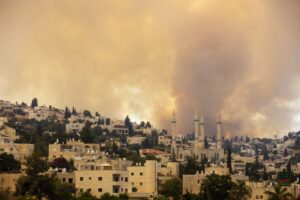 Evakuacija i u Izraelu: Izbio požar zapadno od Jerusalima, građani bježe pred buktinjom