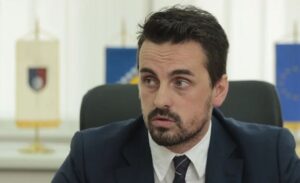 Salkić podnio ostavku, iznio teške optužbe na račun Novalića i Džindića