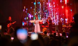 Velika čast za domaću pop zvijezdu: Nastupiće kao gošća na koncertu Andree Bočelija