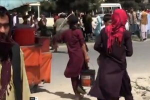 Uznemirujući prizori prikazuju brutalnost talibana: Tijela žena na ulici, ljudi na povocu