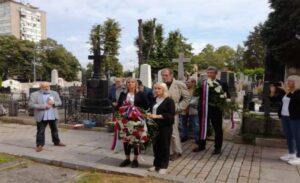U čast narodnog tribuna: Položeno cvijeće na grob Petra Kočića u Beogradu
