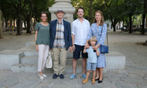 Gosti grada pod platanima: Kraljevska porodica Karađorđević ponovo na odmoru u Trebinju