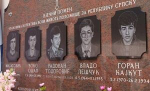 Sjećanje na heroje ne blijedi! Služen parastos poginulim radnicima UKC Srpske