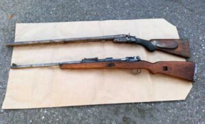 Pretres po naredbi suda: Policija oduzela dvije puške, jedna od njih je lovačka