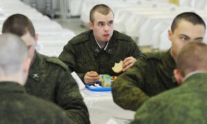 Šta jede moćna ruska vojska: Ovo je deset jela vojne kuhinje