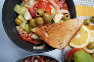 Jednostavna grčka salata: Brza i lagana priprema