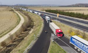 Predviđene nove kazne: Važna promjena za vozače kamiona i autobusa u Sloveniji