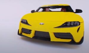 Zaista jedinstven projekat: Toyota Supra od Lego kockica izgleda kao prava