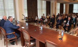 Višković se sastao sa delegacijom Gline u Banjaluci: Srpska će učiniti sve da pomogne