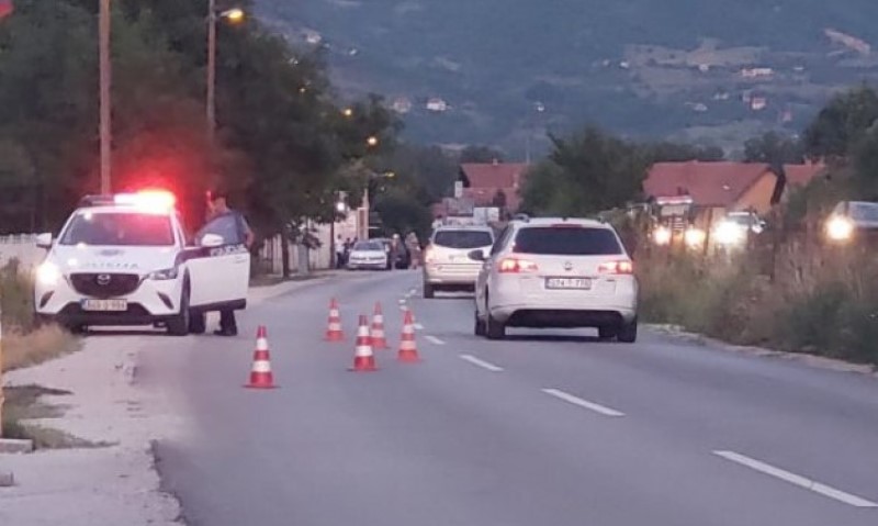 Drama u ovom dijelu BiH: “Golfom” popriječio put, izašao iz vozila i počeo pucati u “forda”