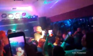 “Poslednja šansa” na nogama: Baja Mali Knindža raspjevao Banjalučane VIDEO