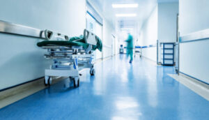 Čekaju nedjelju: Cetinjska bolnica sprema krevet više u slučaju nereda tokom ustoličenja