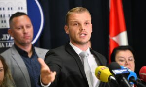 “Nisam portparol”: Stanivuković bez reakcije na Begićevo “Vi ste fašisti!” VIDEO