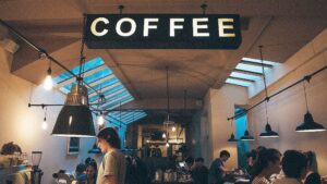Ispijanje kafe može da počne: Hrvatska otvara kafiće nakon devet mjeseci