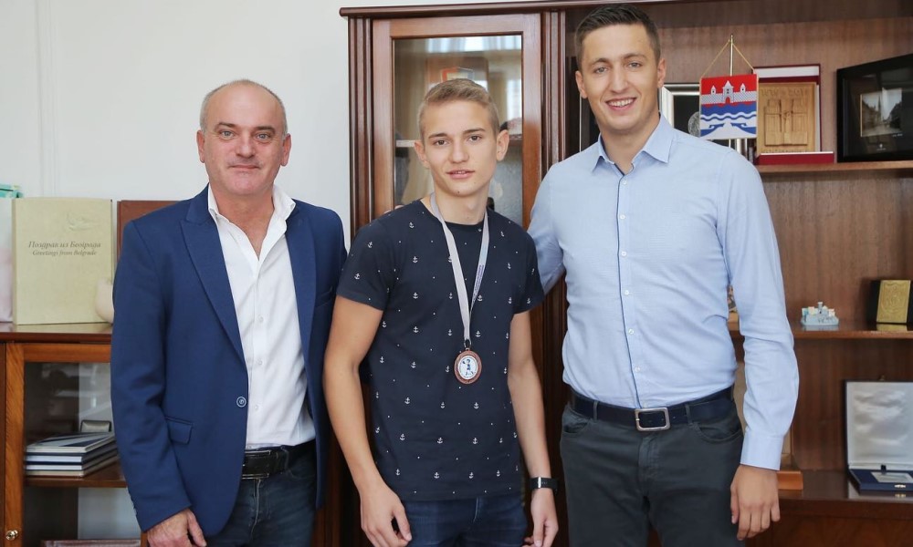 U Banjaluku donio medalju: Ilić ugostio mladog boksera Njegoša Bubnjevića