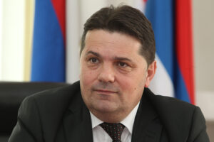 Stevandić poručio da treba da budemo neutralni: Srpska i BiH su nebitne u globalnim dešavanjima
