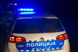 Udes u Novoj Topoli: Jedna osoba povrijeđena, saobraćaj obustavljen