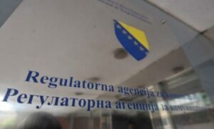 RAK podsjeća: Obaveza praćenja prijevremenih izbora za gradonačelnika Prijedora