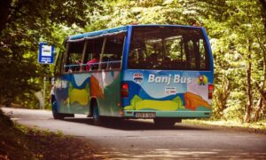 Povodom „Banj dana“: Panoramski mini bus vozi besplatno cijeli dan
