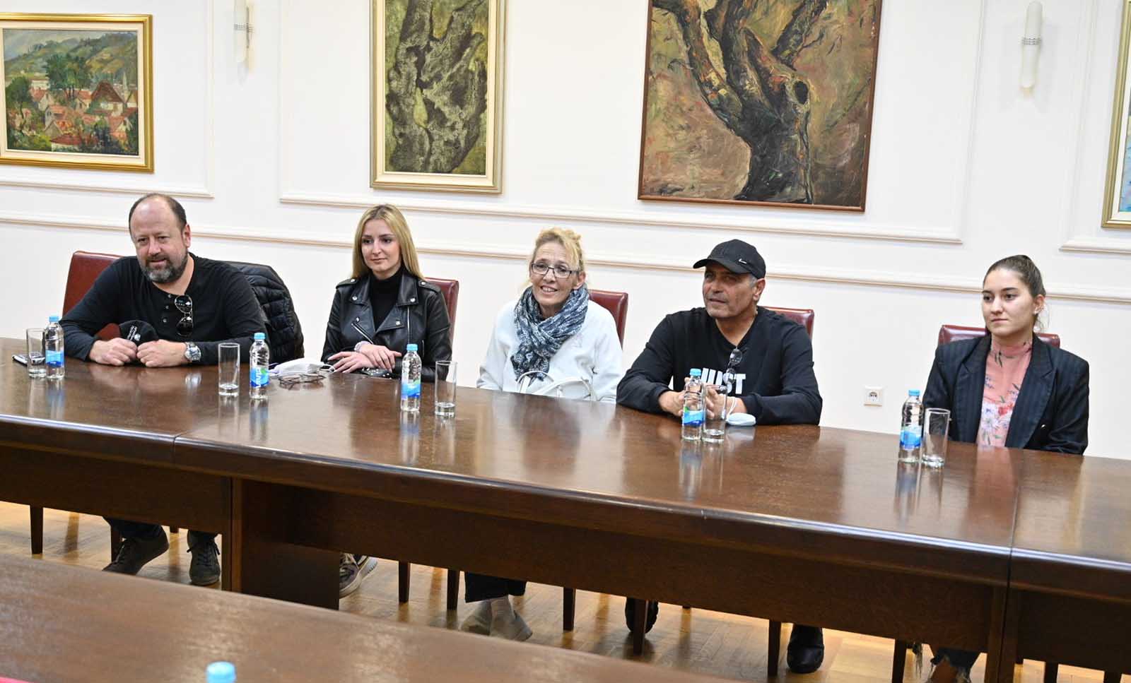 Gosti iz Srbije u Gradskoj upravi: “Teatar 91” gostuje u Banjaluci
