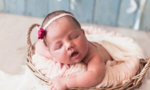 Kako uspavati bebu? Metoda ovog tate oduševila sve VIDEO