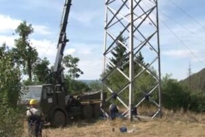 Nesvakidašnja krađa u Gacku: Lopovi ukrali konstrukcije stuba dalekovoda