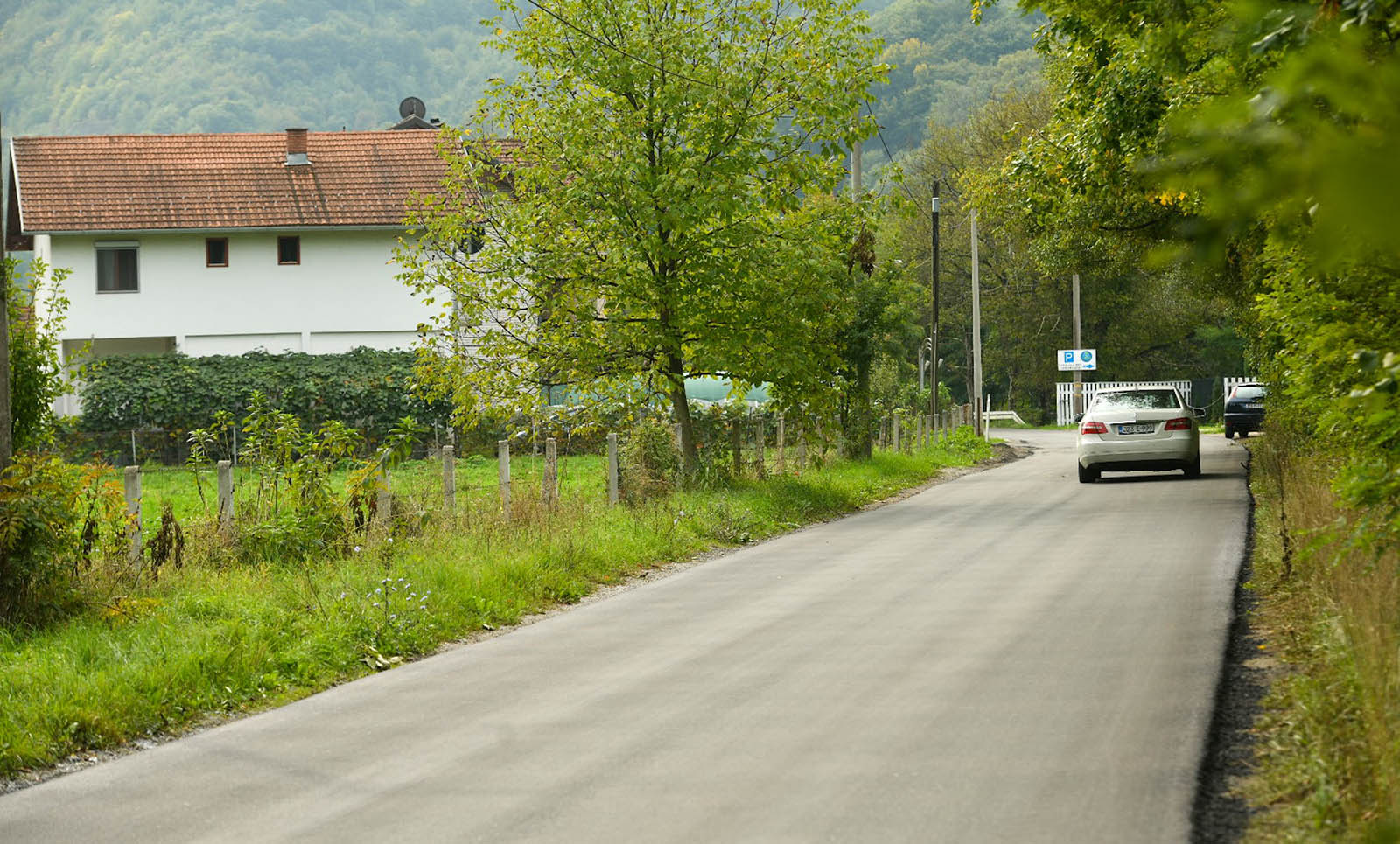 Radovi u Banjaluci: Dionica puta Desna Novoselija – Karanovac presvučena novim slojem asfalta