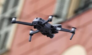 Akcija bila simbolična: Evo u kojoj zemlji je prvi put transportovana krv dronom