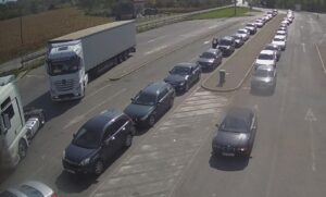 Moguća duža zadržavanja: Pojačan saobraćaj na više prelaza na izlazu iz BiH