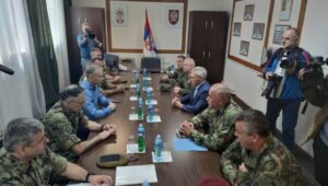 U toku sastanak sa vojnim vrhom: Ruski ambasador Bocan Harčenko danas na Jarinju