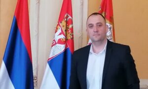 Vujadinović ističe: Uzaludni pokušaji Komšića i Džaferovića da zaplaše građane BiH