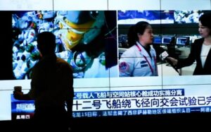 Kraj najduže kineske misije: Astronauti se vratili na zemlju nakon 90 dana u svemirskoj stanici