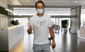 Španski teniser ponovo povrijeđen! Rafael Nadal se obratio javnosti sa štakom u ruci