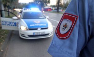Imao oko osam hiljada maraka kazni: Policija u Srpcu oduzela BMW