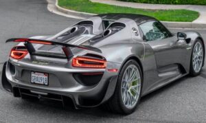 Vrtoglava cifra: Porsche 918 Spyder oborio rekord na aukciji