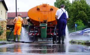 Uređenje grada: Pranje i čišćenje javnih površina u punom intenzitetu