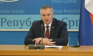 Višković poručio: Dok iz FBiH zveckaju oružjem, mi uzvraćamo spasavanjem života