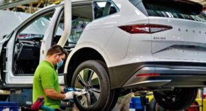 Zbog nestašice čipova: Škoda obustavlja proizvodnju do kraja godine