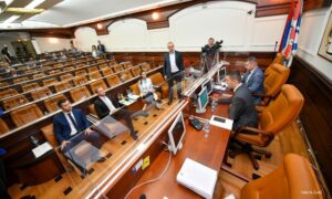 Neke tačke skinute sa dnevnog reda: Odbornici Skupštine grada Banjaluka otišli na pauzu
