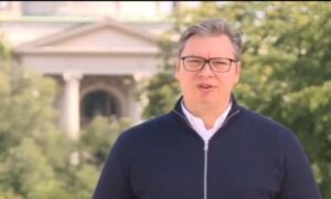 Vučić poručuje: Bože pravde je naša himna, ujedinimo se pod njom VIDEO