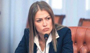 Produžen pritvor: Dijana Hrkalović ostaje “iza rešetaka” još najmanje 30 dana