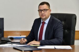 Sud mu odredio mjere zabrane: Ministar Lučić pušten na slobodu