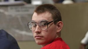 Mladić priznao ubistvo 17 ljudi u školi: Prijeti mu smrtna kazna FOTO